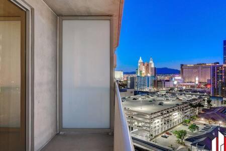 Mgm Signature-15-717 F1 Track & Strip View Balcony Las Vegas Luaran gambar