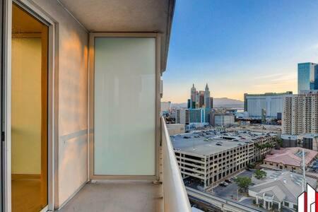 Mgm Signature-15-717 F1 Track & Strip View Balcony Las Vegas Luaran gambar